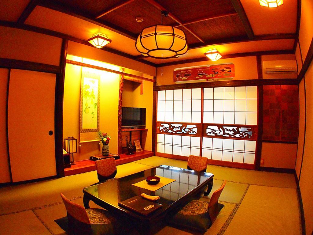 Chuo Hotel Chikuma Exterior photo